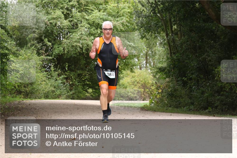 30.08.2026 - Elbe Triathlon Hamburg Antke Förster http://msf.ph/oto/10105145 30.08.2026 12:04:32 Laufen 364 meine-sportfotos.de