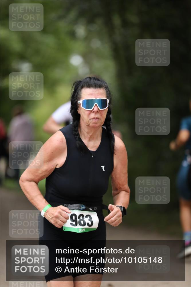 30.08.2026 - Elbe Triathlon Hamburg Antke Förster http://msf.ph/oto/10105148 30.08.2026 12:01:29 Laufen 983, 7 meine-sportfotos.de