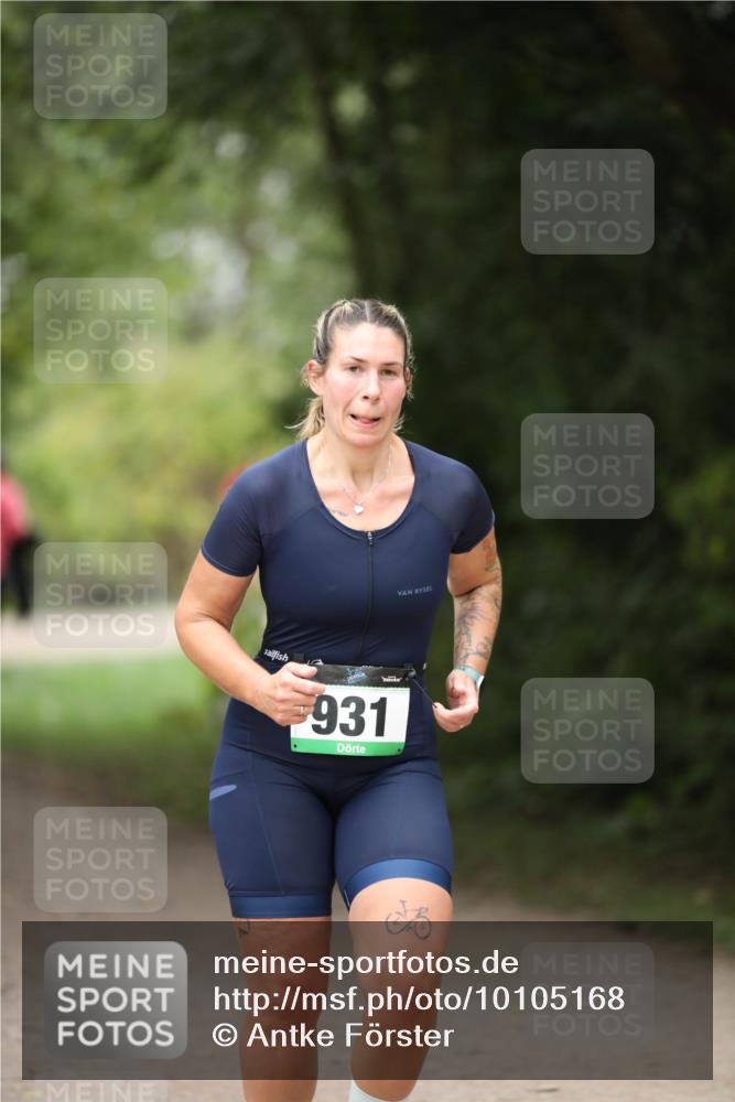 30.08.2026 - Elbe Triathlon Hamburg Antke Förster http://msf.ph/oto/10105168 30.08.2026 12:01:41 Laufen 931 meine-sportfotos.de