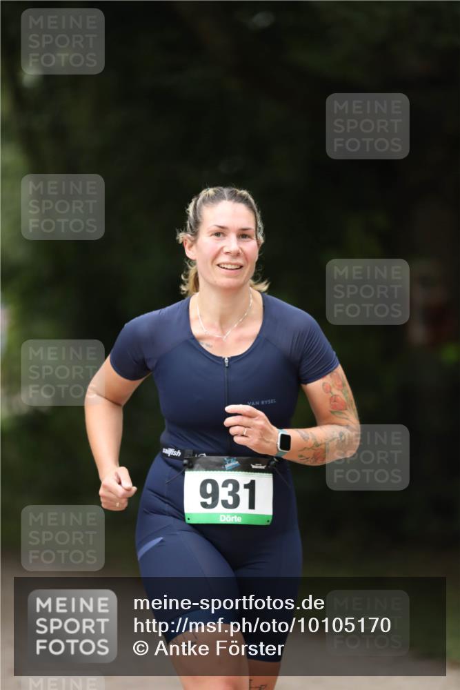 30.08.2026 - Elbe Triathlon Hamburg Antke Förster http://msf.ph/oto/10105170 30.08.2026 12:01:42 Laufen 931 meine-sportfotos.de