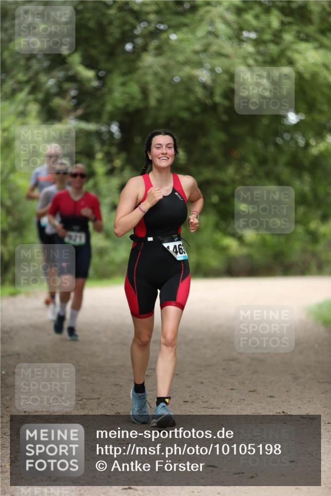 30.08.2026 - Elbe Triathlon Hamburg Antke Förster http://msf.ph/oto/10105198 30.08.2026 12:01:55 Laufen 1921, 46 meine-sportfotos.de