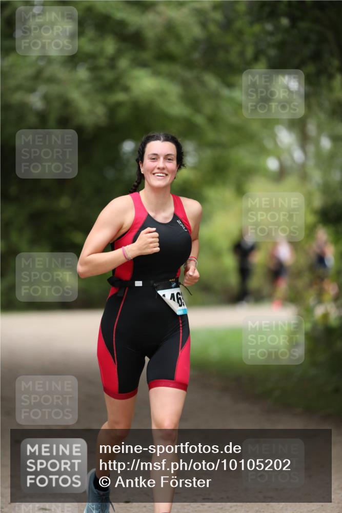 30.08.2026 - Elbe Triathlon Hamburg Antke Förster http://msf.ph/oto/10105202 30.08.2026 12:01:57 Laufen 2, 19 meine-sportfotos.de