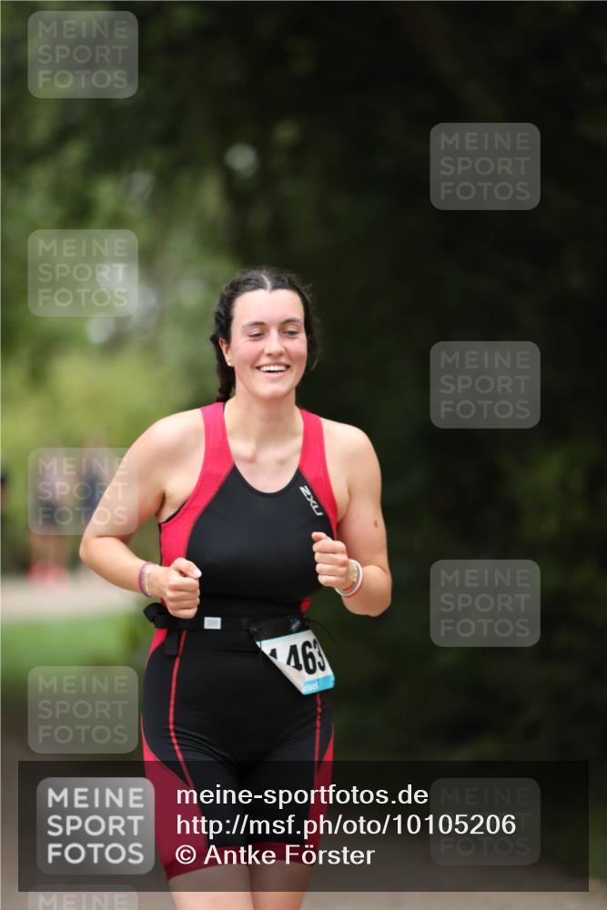 30.08.2026 - Elbe Triathlon Hamburg Antke Förster http://msf.ph/oto/10105206 30.08.2026 12:01:58 Laufen 2, 463 meine-sportfotos.de