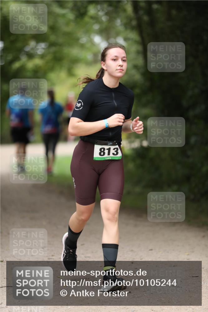 30.08.2026 - Elbe Triathlon Hamburg Antke Förster http://msf.ph/oto/10105244 30.08.2026 12:02:12 Laufen 813 meine-sportfotos.de