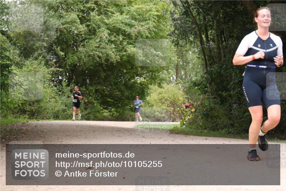 30.08.2026 - Elbe Triathlon Hamburg Antke Förster http://msf.ph/oto/10105255 30.08.2026 12:05:54 Laufen  meine-sportfotos.de