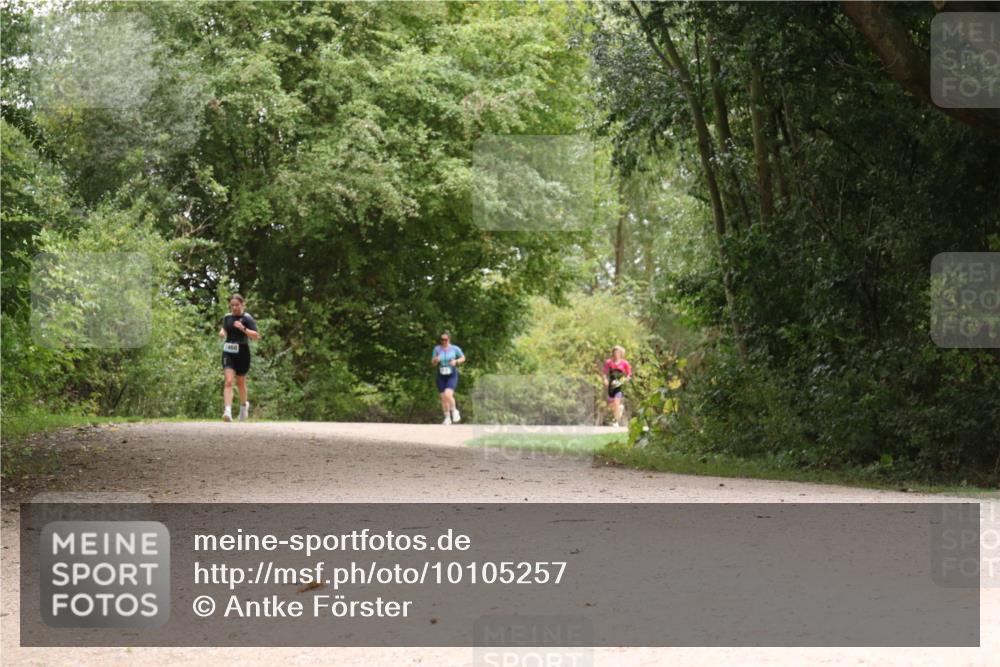 30.08.2026 - Elbe Triathlon Hamburg Antke Förster http://msf.ph/oto/10105257 30.08.2026 12:05:55 Laufen 1468 meine-sportfotos.de