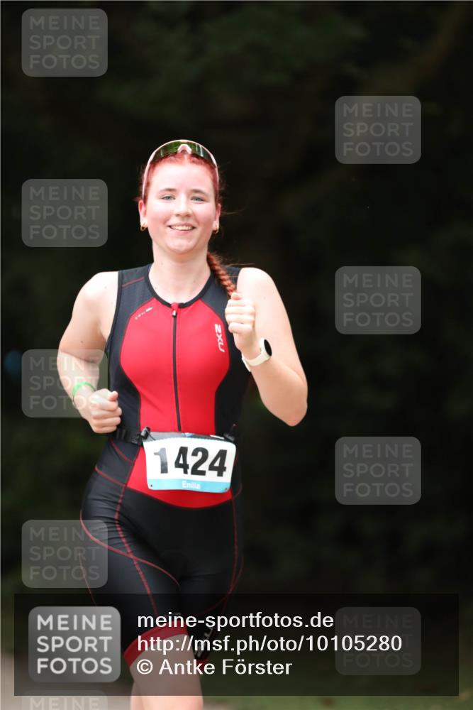 30.08.2026 - Elbe Triathlon Hamburg Antke Förster http://msf.ph/oto/10105280 30.08.2026 12:02:31 Laufen 2, 1424, 2 meine-sportfotos.de