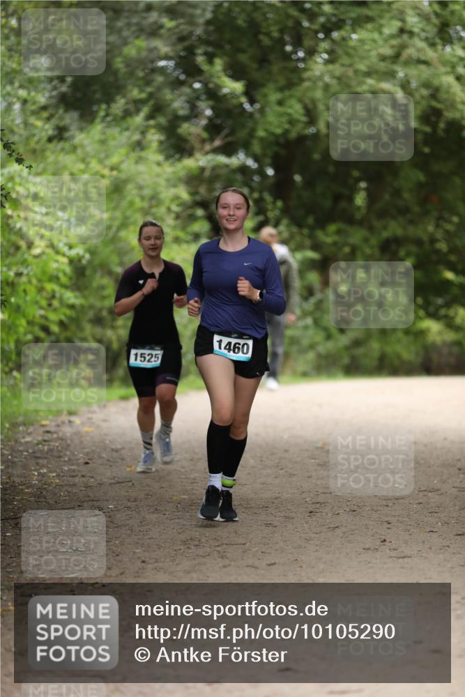 30.08.2026 - Elbe Triathlon Hamburg Antke Förster http://msf.ph/oto/10105290 30.08.2026 12:02:44 Laufen 1460, 1525 meine-sportfotos.de