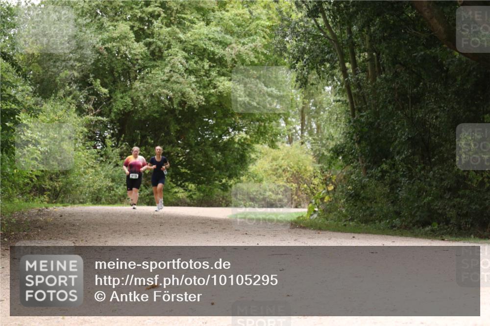 30.08.2026 - Elbe Triathlon Hamburg Antke Förster http://msf.ph/oto/10105295 30.08.2026 12:06:15 Laufen 919 meine-sportfotos.de