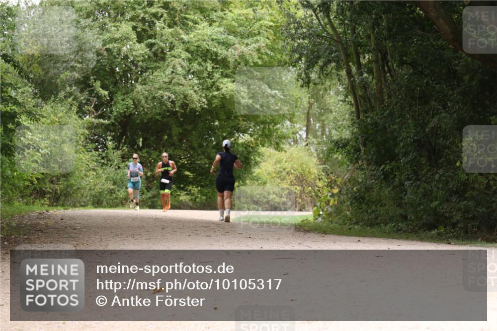 30.08.2026 - Elbe Triathlon Hamburg Antke Förster http://msf.ph/oto/10105317 30.08.2026 12:06:29 Laufen  meine-sportfotos.de