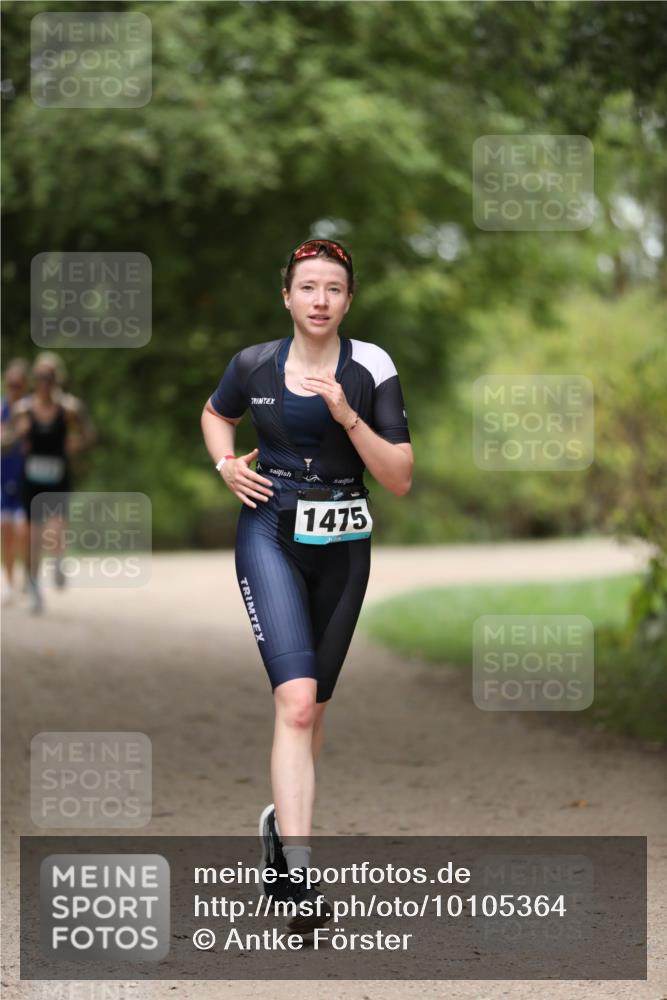 30.08.2026 - Elbe Triathlon Hamburg Antke Förster http://msf.ph/oto/10105364 30.08.2026 12:03:20 Laufen 1475 meine-sportfotos.de