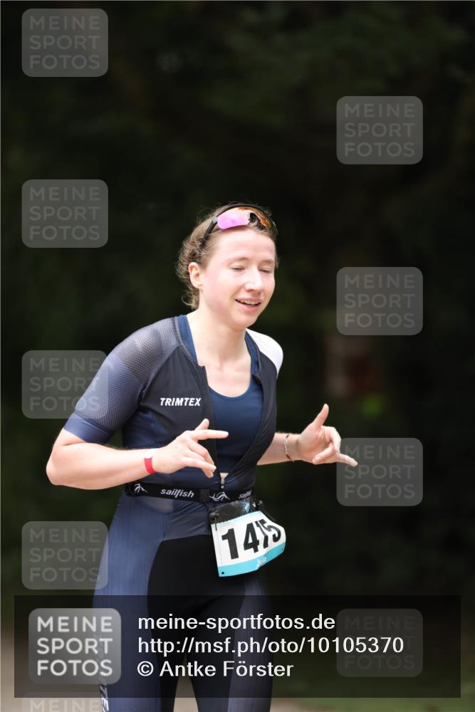 30.08.2026 - Elbe Triathlon Hamburg Antke Förster http://msf.ph/oto/10105370 30.08.2026 12:03:22 Laufen 14 meine-sportfotos.de