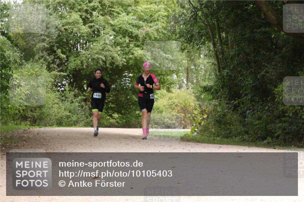 30.08.2026 - Elbe Triathlon Hamburg Antke Förster http://msf.ph/oto/10105403 30.08.2026 12:09:25 Laufen 1490, 163 meine-sportfotos.de