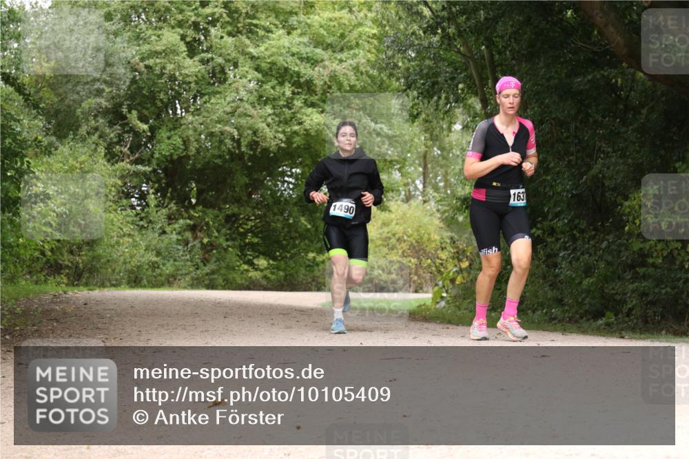 30.08.2026 - Elbe Triathlon Hamburg Antke Förster http://msf.ph/oto/10105409 30.08.2026 12:09:27 Laufen 1490, 163 meine-sportfotos.de