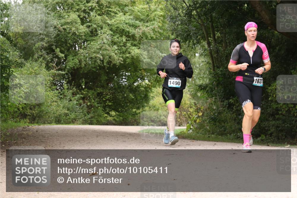 30.08.2026 - Elbe Triathlon Hamburg Antke Förster http://msf.ph/oto/10105411 30.08.2026 12:09:27 Laufen 1490, 1631 meine-sportfotos.de