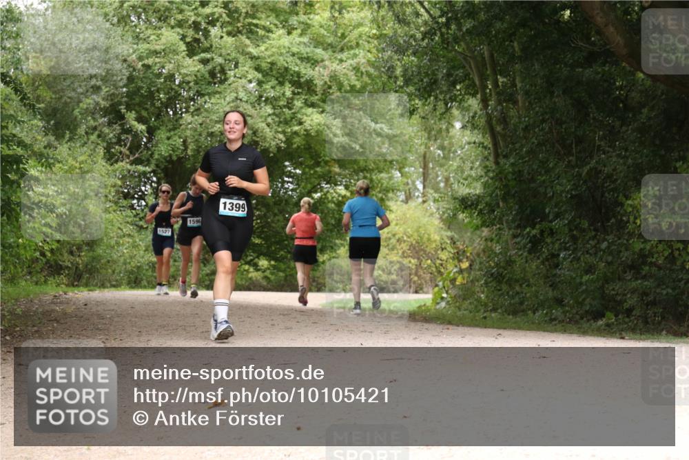 30.08.2026 - Elbe Triathlon Hamburg Antke Förster http://msf.ph/oto/10105421 30.08.2026 12:09:53 Laufen 1527, 1596, 1399 meine-sportfotos.de