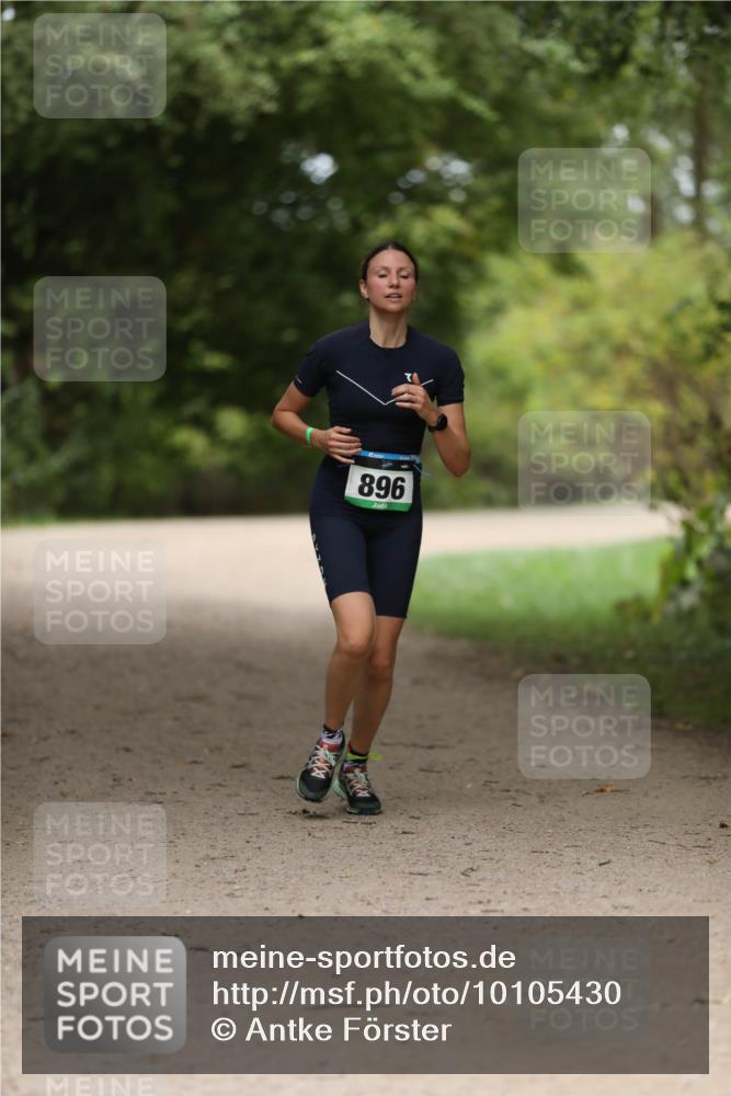 30.08.2026 - Elbe Triathlon Hamburg Antke Förster http://msf.ph/oto/10105430 30.08.2026 12:04:23 Laufen 896 meine-sportfotos.de