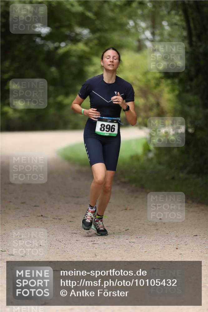 30.08.2026 - Elbe Triathlon Hamburg Antke Förster http://msf.ph/oto/10105432 30.08.2026 12:04:23 Laufen 896 meine-sportfotos.de