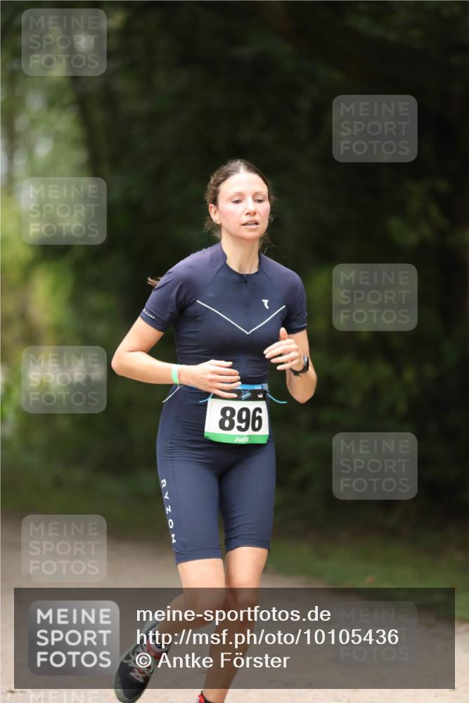 30.08.2026 - Elbe Triathlon Hamburg Antke Förster http://msf.ph/oto/10105436 30.08.2026 12:04:25 Laufen 0, 896 meine-sportfotos.de