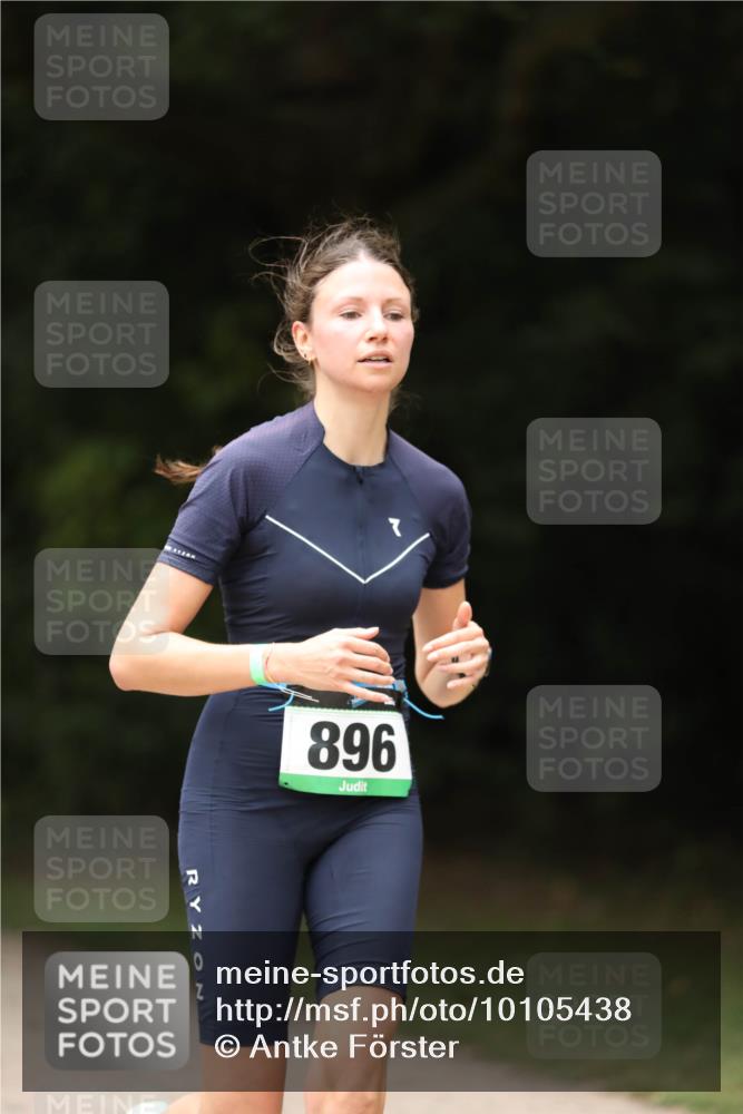 30.08.2026 - Elbe Triathlon Hamburg Antke Förster http://msf.ph/oto/10105438 30.08.2026 12:04:25 Laufen 968 meine-sportfotos.de