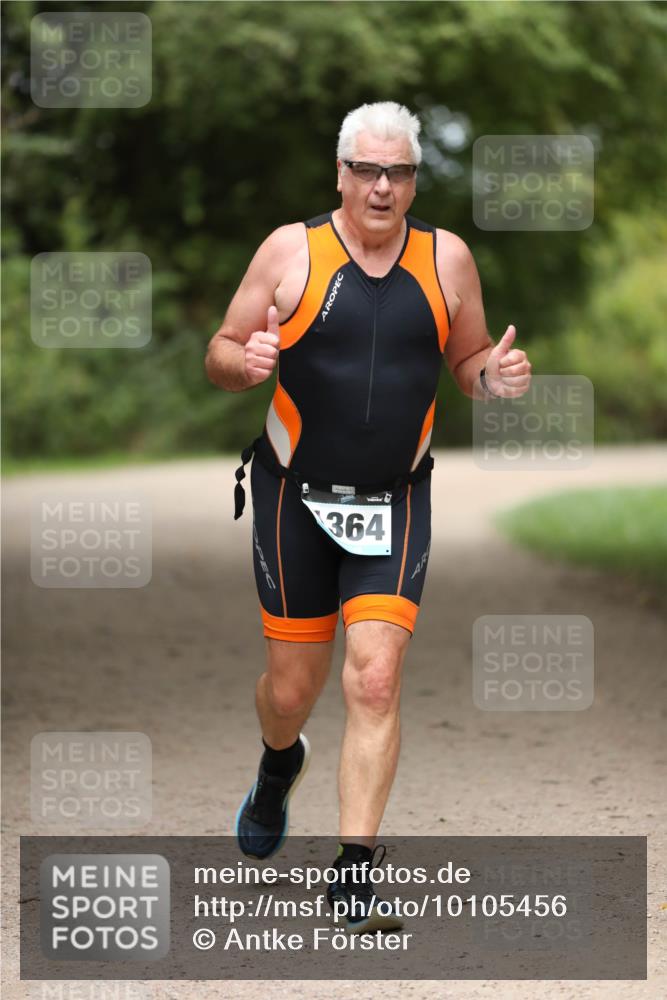 30.08.2026 - Elbe Triathlon Hamburg Antke Förster http://msf.ph/oto/10105456 30.08.2026 12:04:33 Laufen 364 meine-sportfotos.de