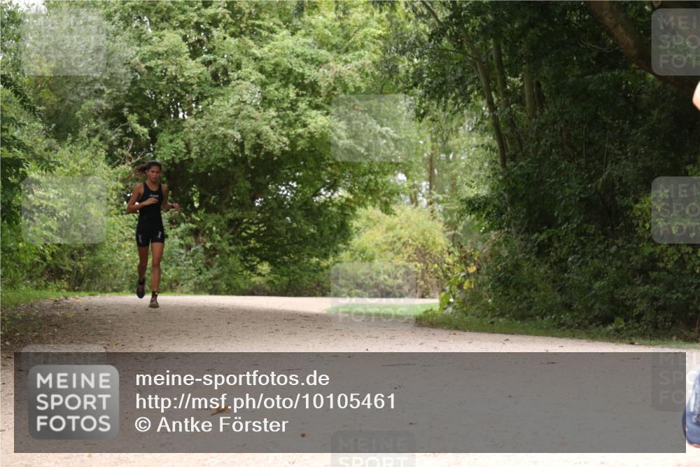 30.08.2026 - Elbe Triathlon Hamburg Antke Förster http://msf.ph/oto/10105461 30.08.2026 12:10:56 Laufen  meine-sportfotos.de
