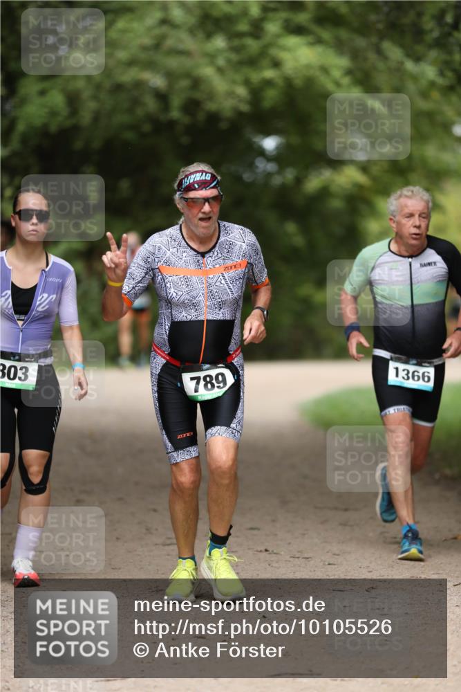30.08.2026 - Elbe Triathlon Hamburg Antke Förster http://msf.ph/oto/10105526 30.08.2026 12:05:13 Laufen 303, 789, 1366 meine-sportfotos.de