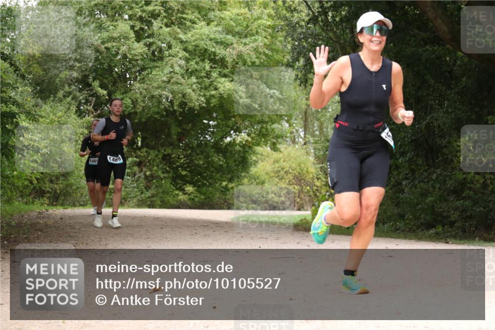 30.08.2026 - Elbe Triathlon Hamburg Antke Förster http://msf.ph/oto/10105527 30.08.2026 12:12:07 Laufen 1469, 1485 meine-sportfotos.de