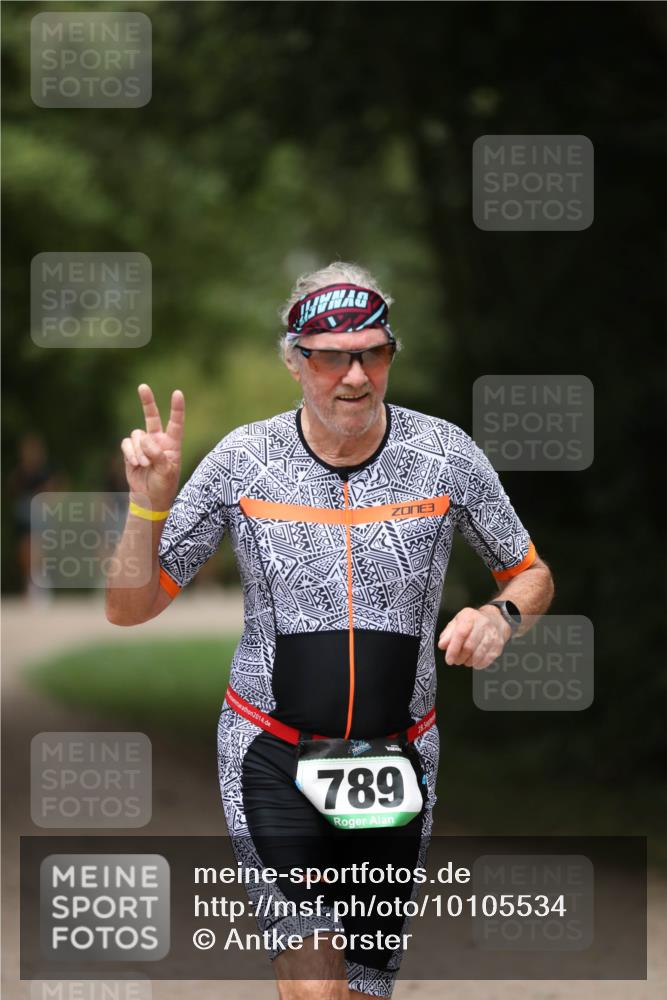 30.08.2026 - Elbe Triathlon Hamburg Antke Förster http://msf.ph/oto/10105534 30.08.2026 12:05:15 Laufen 789 meine-sportfotos.de