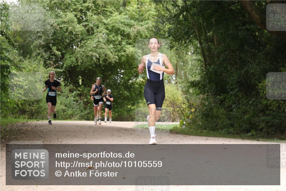 30.08.2026 - Elbe Triathlon Hamburg Antke Förster http://msf.ph/oto/10105559 30.08.2026 12:12:31 Laufen 1514, 1629 meine-sportfotos.de