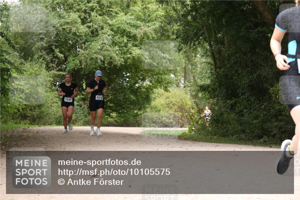 30.08.2026 - Elbe Triathlon Hamburg Antke Förster http://msf.ph/oto/10105575 30.08.2026 12:12:37 Laufen 1535, 1512 meine-sportfotos.de