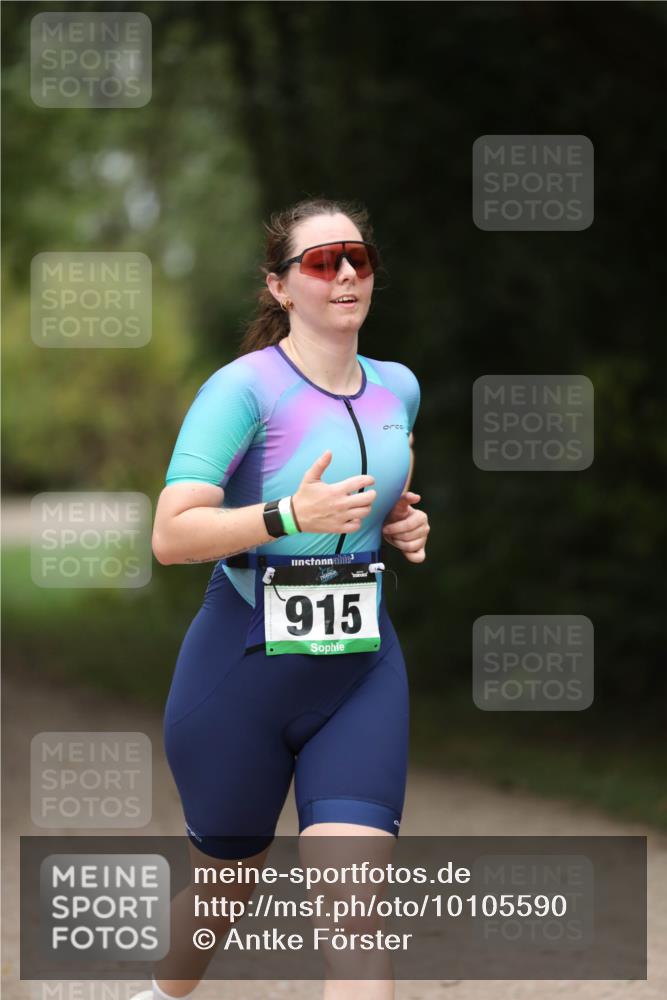 30.08.2026 - Elbe Triathlon Hamburg Antke Förster http://msf.ph/oto/10105590 30.08.2026 12:06:12 Laufen 00, 0500, 915 meine-sportfotos.de