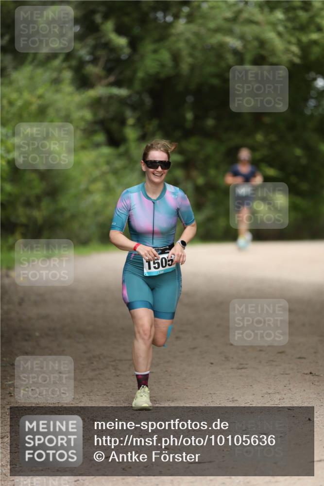 30.08.2026 - Elbe Triathlon Hamburg Antke Förster http://msf.ph/oto/10105636 30.08.2026 12:06:38 Laufen 1505 meine-sportfotos.de