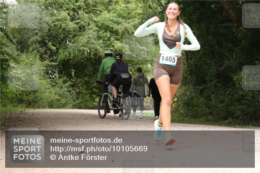 30.08.2026 - Elbe Triathlon Hamburg Antke Förster http://msf.ph/oto/10105669 30.08.2026 12:13:41 Laufen 1465, 4 meine-sportfotos.de