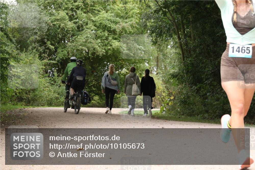 30.08.2026 - Elbe Triathlon Hamburg Antke Förster http://msf.ph/oto/10105673 30.08.2026 12:13:42 Laufen 1465 meine-sportfotos.de