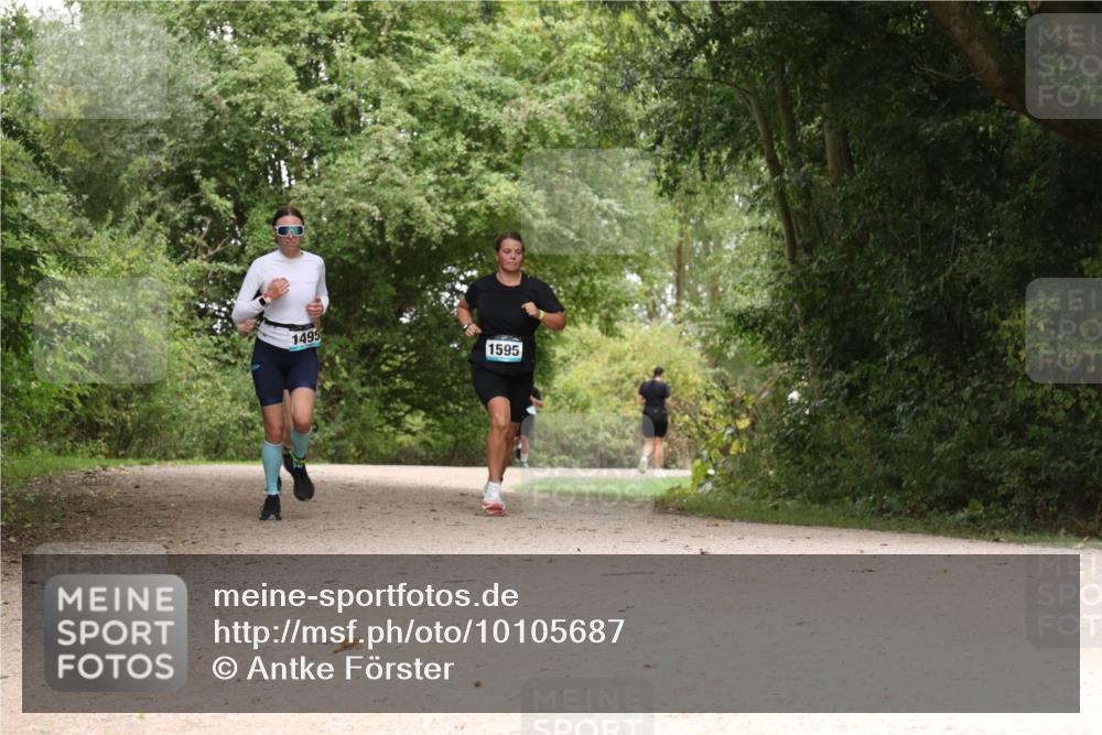 30.08.2026 - Elbe Triathlon Hamburg Antke Förster http://msf.ph/oto/10105687 30.08.2026 12:14:06 Laufen 1495, 1595 meine-sportfotos.de