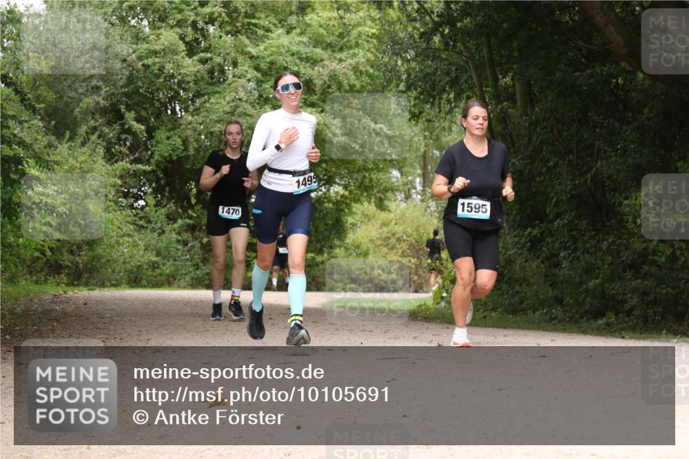 30.08.2026 - Elbe Triathlon Hamburg Antke Förster http://msf.ph/oto/10105691 30.08.2026 12:14:08 Laufen 1470, 1495, 1595 meine-sportfotos.de