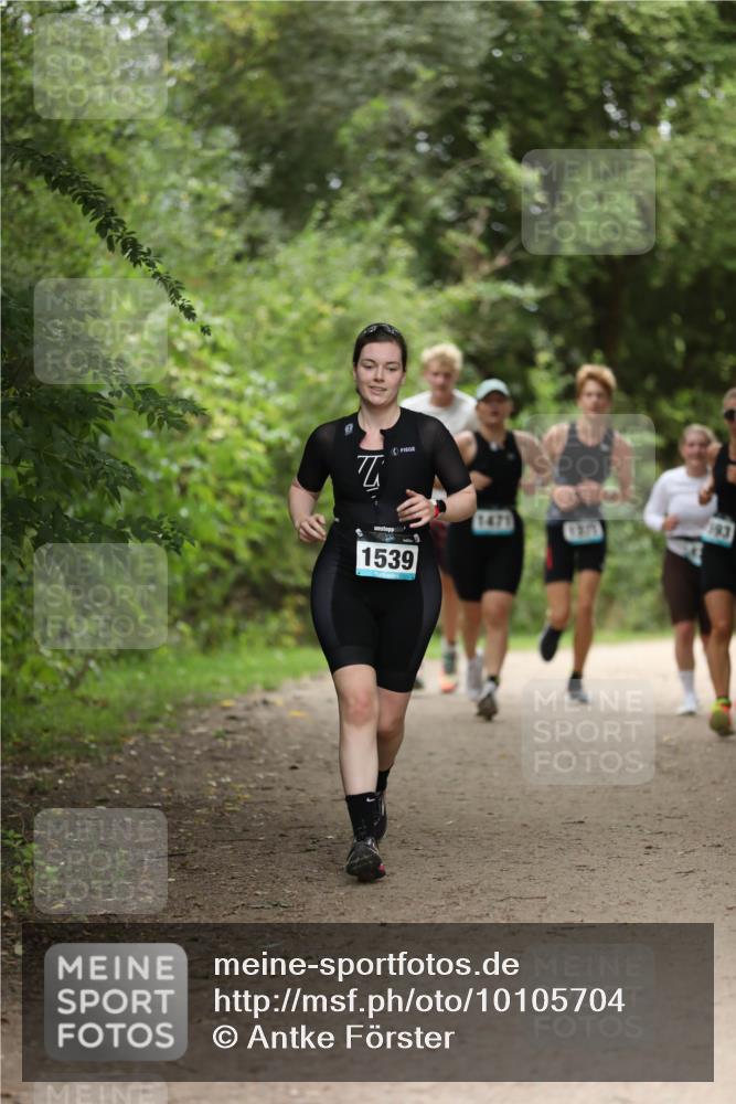 30.08.2026 - Elbe Triathlon Hamburg Antke Förster http://msf.ph/oto/10105704 30.08.2026 12:07:37 Laufen 1539, 1471, 193 meine-sportfotos.de