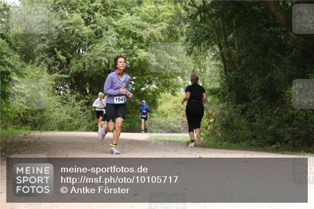 30.08.2026 - Elbe Triathlon Hamburg Antke Förster http://msf.ph/oto/10105717 30.08.2026 12:14:27 Laufen 1647 meine-sportfotos.de
