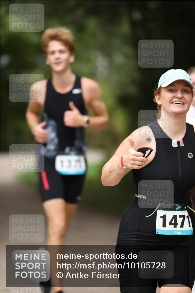 30.08.2026 - Elbe Triathlon Hamburg Antke Förster http://msf.ph/oto/10105728 30.08.2026 12:07:44 Laufen 1471 meine-sportfotos.de