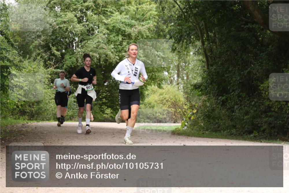 30.08.2026 - Elbe Triathlon Hamburg Antke Förster http://msf.ph/oto/10105731 30.08.2026 12:14:35 Laufen 907 meine-sportfotos.de