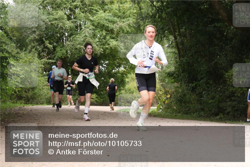 30.08.2026 - Elbe Triathlon Hamburg Antke Förster http://msf.ph/oto/10105733 30.08.2026 12:14:35 Laufen  meine-sportfotos.de