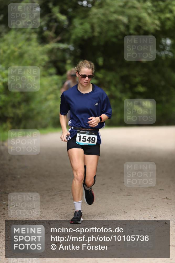 30.08.2026 - Elbe Triathlon Hamburg Antke Förster http://msf.ph/oto/10105736 30.08.2026 12:07:51 Laufen 1549 meine-sportfotos.de
