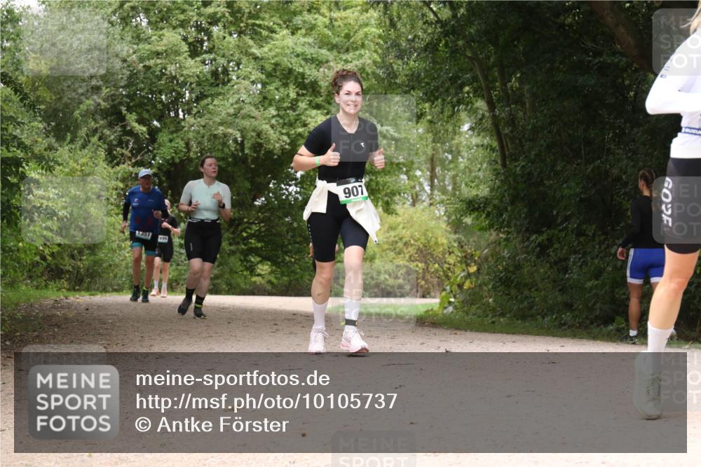 30.08.2026 - Elbe Triathlon Hamburg Antke Förster http://msf.ph/oto/10105737 30.08.2026 12:14:37 Laufen 1351, 499, 907 meine-sportfotos.de