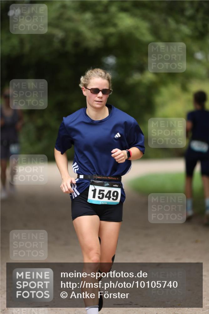 30.08.2026 - Elbe Triathlon Hamburg Antke Förster http://msf.ph/oto/10105740 30.08.2026 12:07:53 Laufen 1549 meine-sportfotos.de