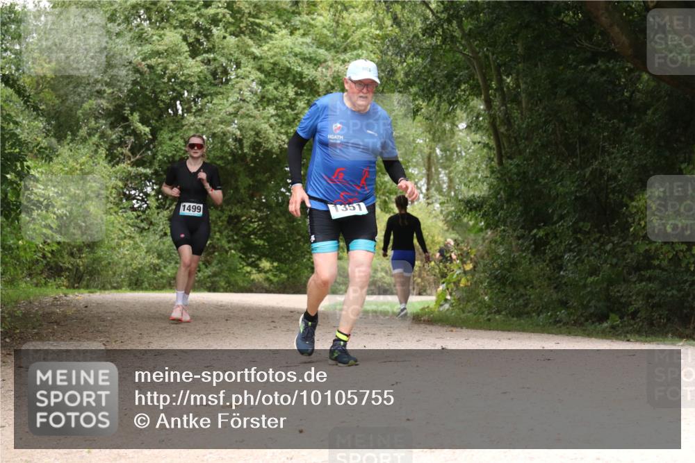 30.08.2026 - Elbe Triathlon Hamburg Antke Förster http://msf.ph/oto/10105755 30.08.2026 12:14:43 Laufen 1499, 1351 meine-sportfotos.de