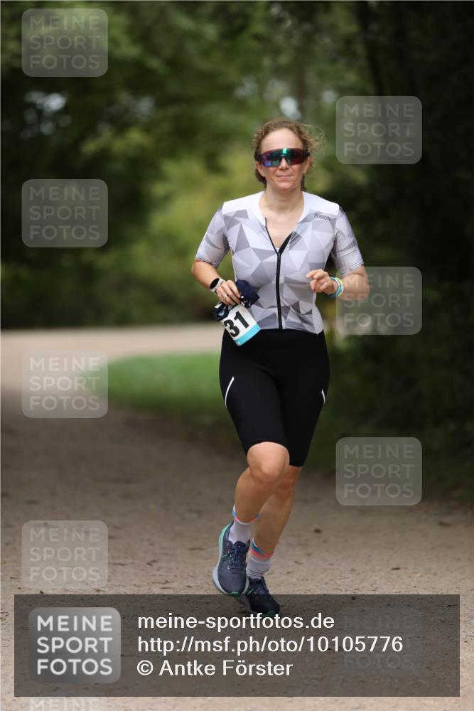 30.08.2026 - Elbe Triathlon Hamburg Antke Förster http://msf.ph/oto/10105776 30.08.2026 12:08:28 Laufen 31 meine-sportfotos.de