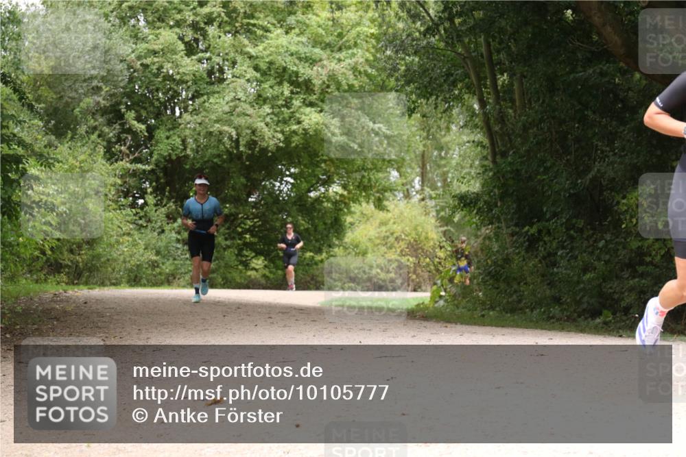 30.08.2026 - Elbe Triathlon Hamburg Antke Förster http://msf.ph/oto/10105777 30.08.2026 12:15:09 Laufen  meine-sportfotos.de