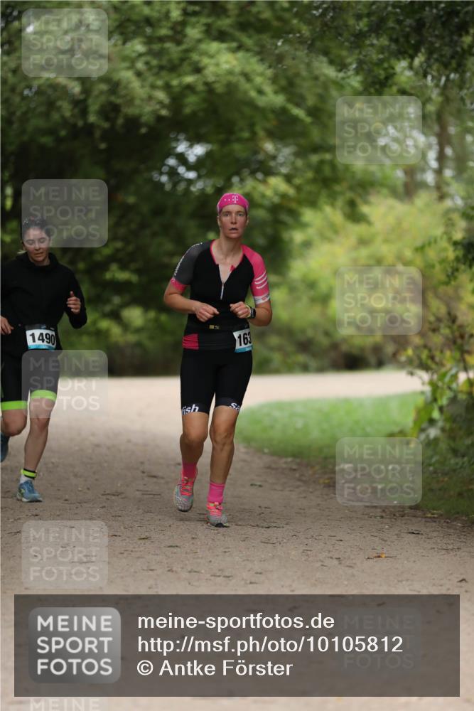 30.08.2026 - Elbe Triathlon Hamburg Antke Förster http://msf.ph/oto/10105812 30.08.2026 12:09:25 Laufen 1490, 163 meine-sportfotos.de