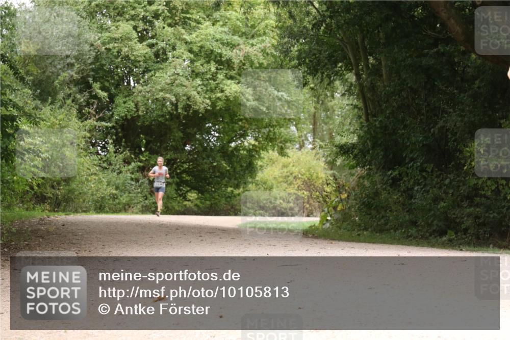 30.08.2026 - Elbe Triathlon Hamburg Antke Förster http://msf.ph/oto/10105813 30.08.2026 12:15:36 Laufen  meine-sportfotos.de